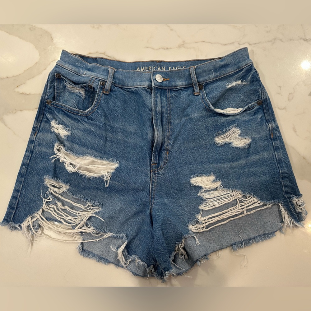 AE highest waist 90s Boyfriend shorts
